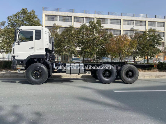 SKD 6 Wheel Drive Truck 330hp Diesel Power 6x6 Off Road Truck 25 تن شاسی