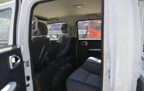 کامیون باری سبک 4.5T موتور دیزلی 4x2 کامیون کامیون کوچک دو ردیفه 5 صندلی