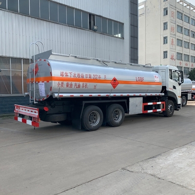 تانکر حمل و نقل کامیون سنگین DONGFENG 6x4 300 اسب بخار 23.3 Cbm